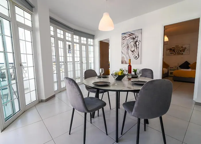 Jana\'S 2-Br Apartment In Larnaca